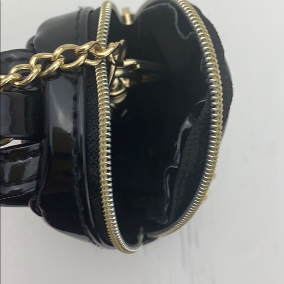 Black and Gold mini Keychain! - Picture 3 of 3